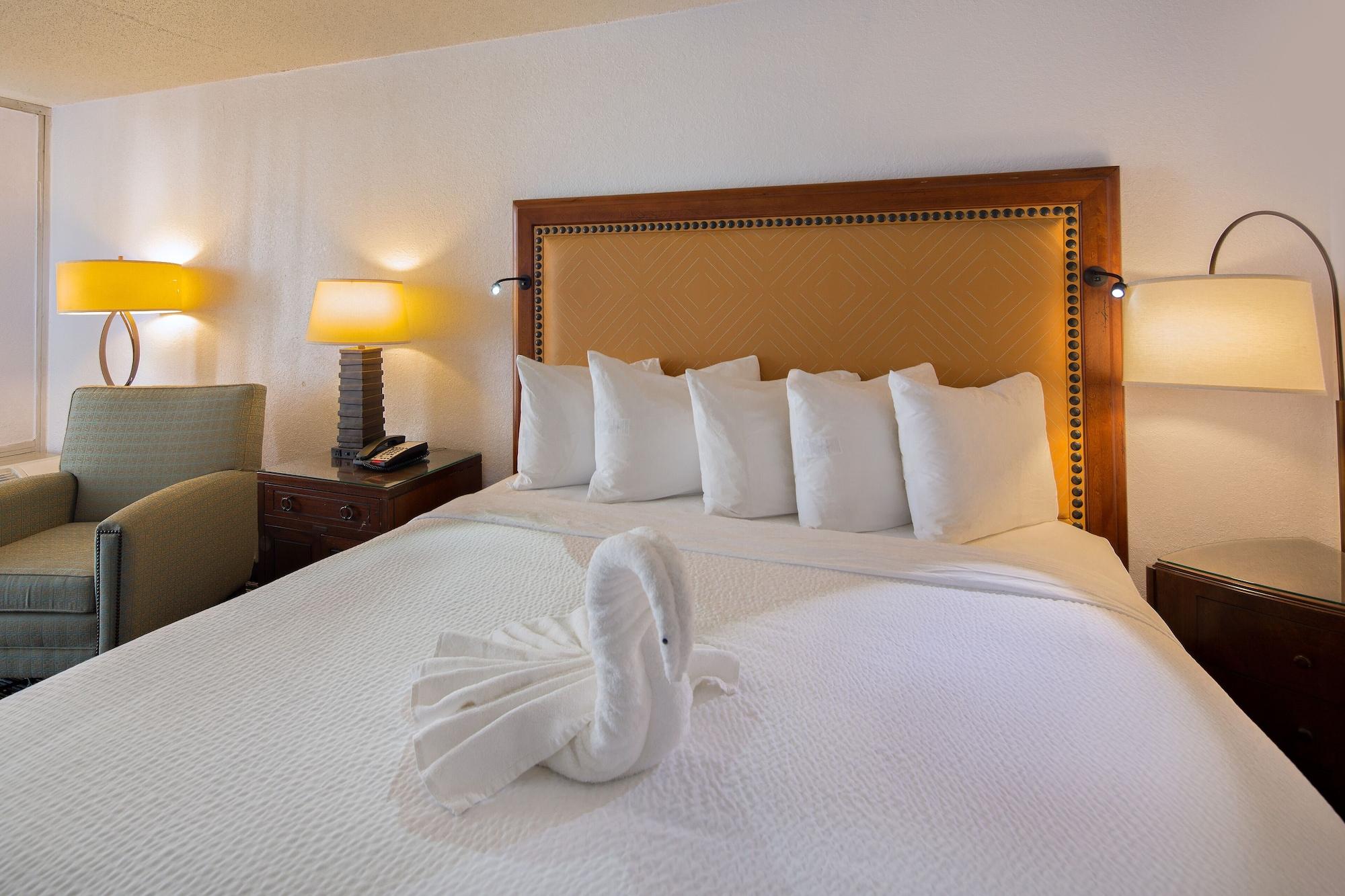 วิสเพอริง วูดส์ โฮเทล แอนด์ คอนเฟอเรนซ์ เซนเตอร์ Hotel โอลีฟแบรนช์ ภายนอก รูปภาพ